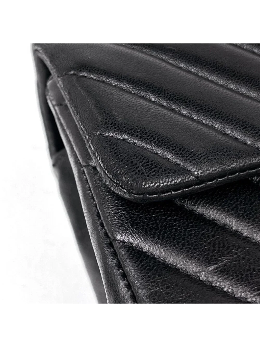 Chanel Stitch Chain Shoulder Bag CC Logo Blanc Leather Black